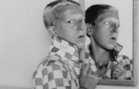 claude cahun self portrait mirror